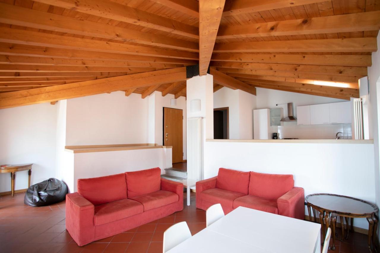 Iseolakerental - Casa Del Pescatore Рива ди Солто Екстериор снимка