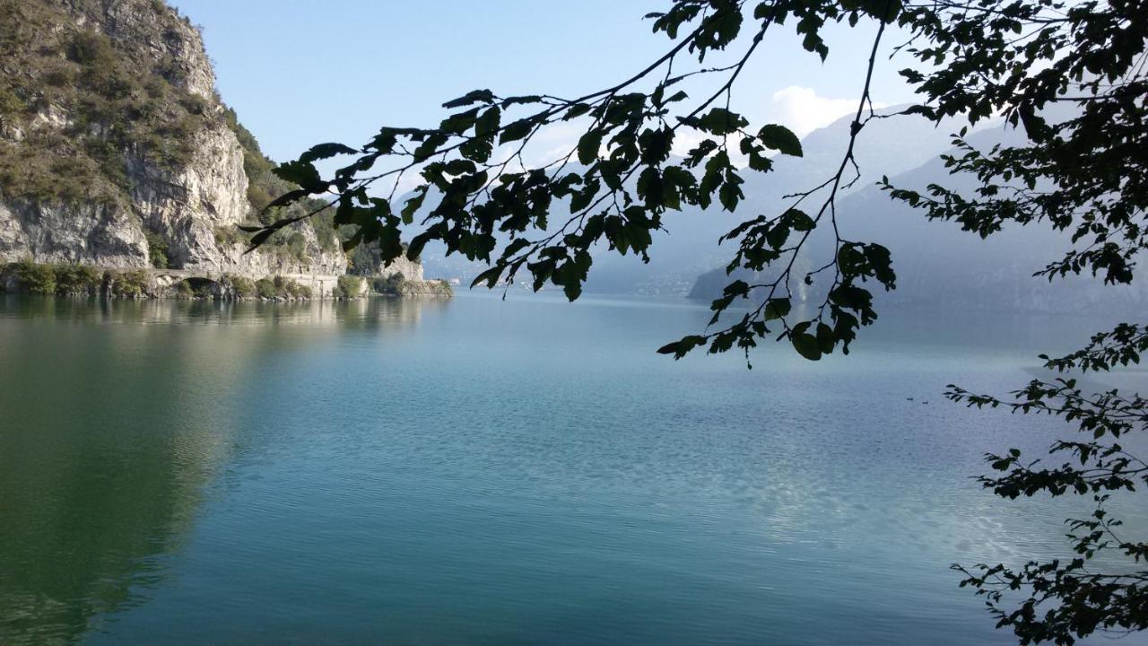 Iseolakerental - Casa Del Pescatore Рива ди Солто Екстериор снимка